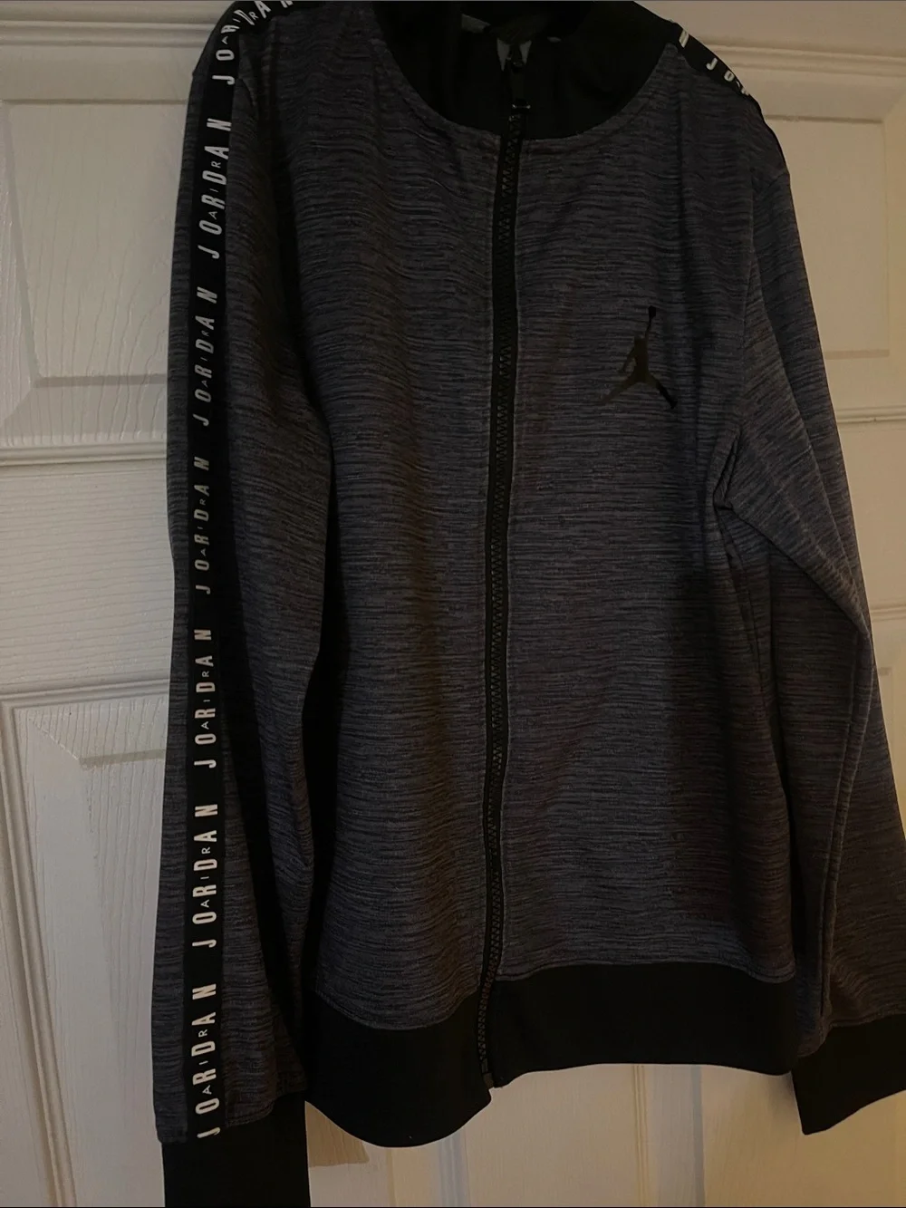 Jordan Heather Gray Full-Zip Lightweight Jacket with Black Trim
